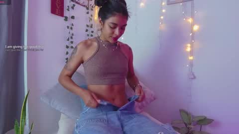 Nicolle online show from 05.15.26