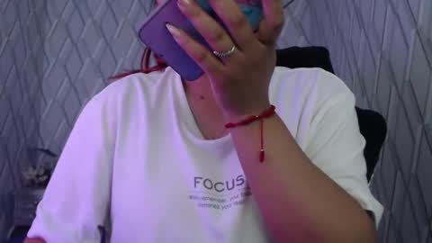 Nicolle Miley online show from 01.20.25