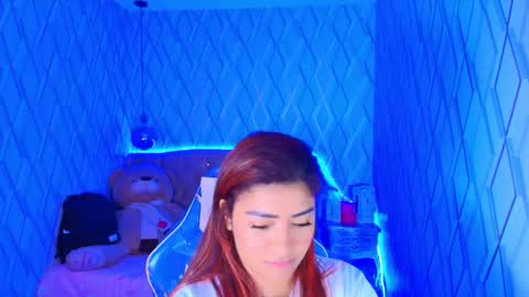 Nicolle Miley online show from 11.16.25