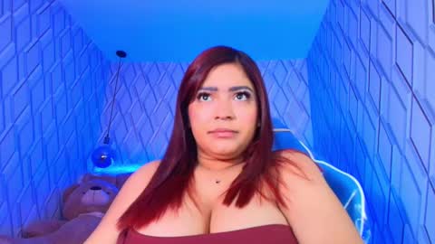 Nicolle Miley online show from 12.04.25