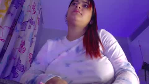 Nicolle Miley online show from 05.08.26