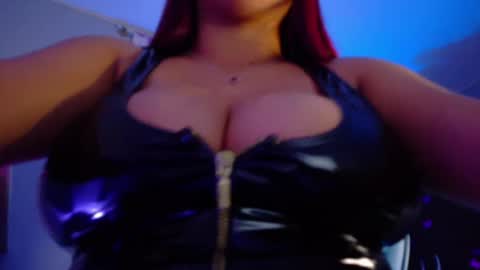 Snapshot of nicolletaylorq chatting on 07.20.26 Nicolle Miley online show from 07.20.26
