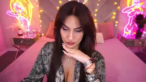 Nicole online show from 04.27.26