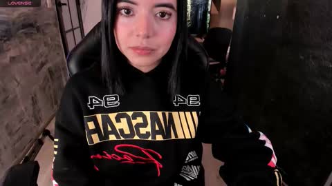 NicolRoss online show from 11.09.25