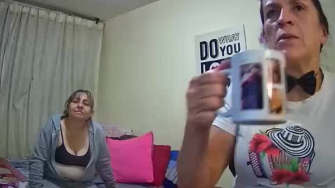 nicoltatiana_ online show from 10.31.25