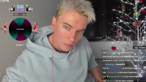 NicoSlowmoo online show from 12.19.25