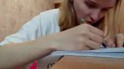 Ella online show from 04.10.26