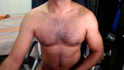 Snapshot of night_rider09711 chatting on 01.12.25 night_rider09711 online show from 01.12.25