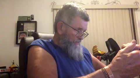 Snapshot of nightmoves1970 chatting on 10.29.25 nightmoves1970 online show from 10.29.25