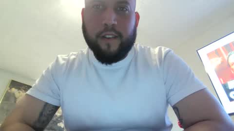 Snapshot of nightoperatorpapi chatting on 03.26.26 nightoperatorpapi online show from 03.26.26