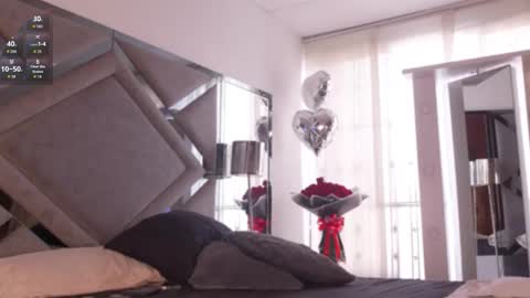 niiaa01 online show from 09.22.25