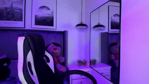 niick_twink online show from 10.22.25