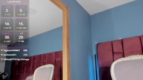 Snapshot of niinaink chatting on 01.12.25 NINAINK online show from 01.12.25