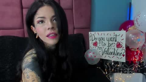 Snapshot of niinaink chatting on 02.14.25 NINAINK online show from 02.14.25