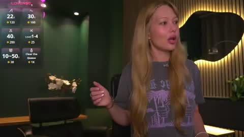 LIana online show from 07.30.26