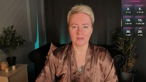 Snapshot of nika_smit chatting on 03.28.26 Nika online show from 03.28.26