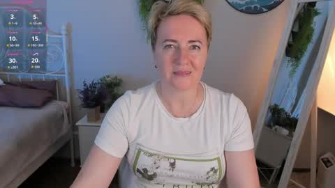 Snapshot of nika_smit chatting on 06.05.26 Nika online show from 06.05.26