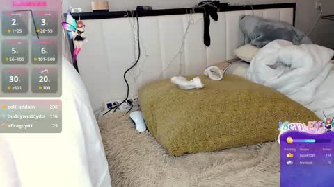 nikaking22 online show from 12.24.24