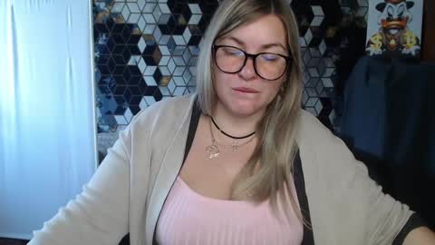 Nika online show from 04.23.26
