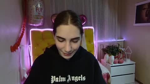 nikastarkk online show from 02.28.25