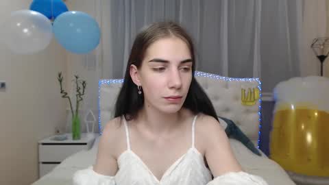 nikastarkk online show from 09.18.25