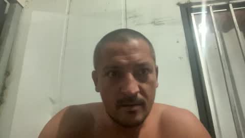 Snapshot of nikaulas chatting on 04.27.26 Nasty Couple online show from 04.27.26