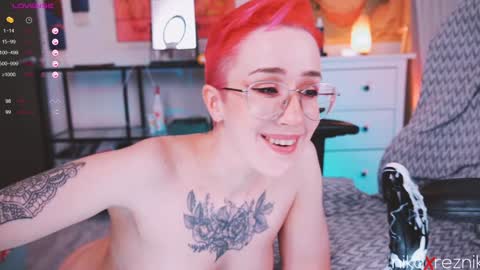 Snapshot of nikaxreznik chatting on 01.21.25 Nika online show from 01.21.25