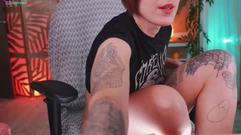 Nika online show from 11.28.25