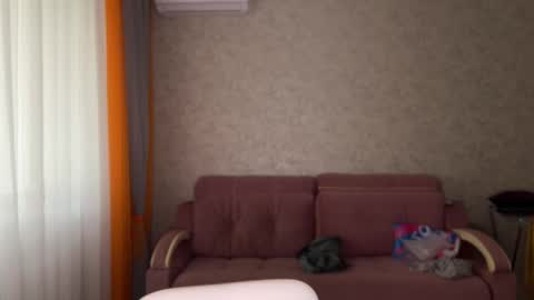 Snapshot of nikceline chatting on 12.14.25 Celine online show from 12.14.25