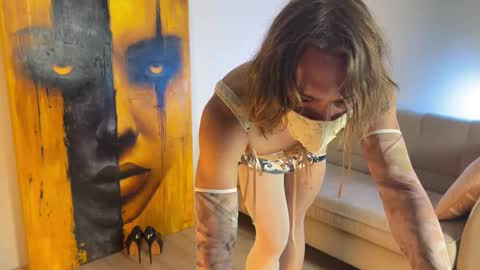 NIKI online show from 03.19.26