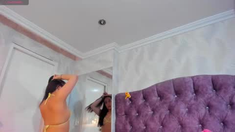 Nikki online show from 10.15.25