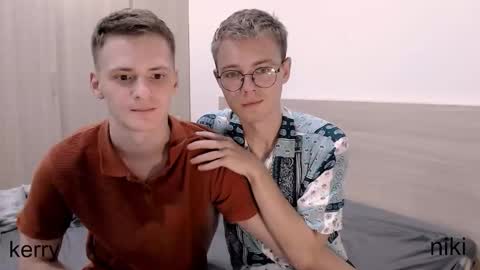 Snapshot of nikikerry_cum_ chatting on 11.01.25 nikikerry_cum_ online show from 11.01.25