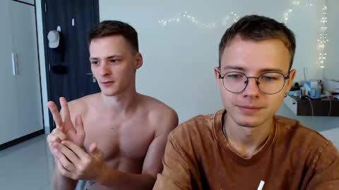 Snapshot of nikikerry_cum_ chatting on 05.23.26 nikikerry_cum_ online show from 05.23.26