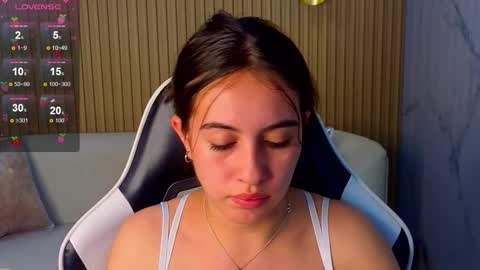 Snapshot of nikka_tx chatting on 03.08.26 Online 2200 to 600 online show from 03.08.26