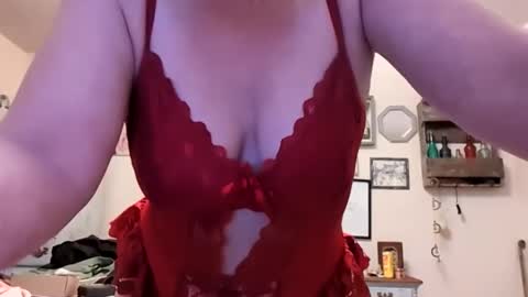 Snapshot of nikki32313 chatting on 03.17.26 nikki32313 online show from 03.17.26