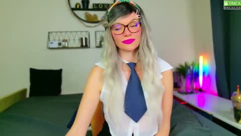 Kitty Chatte online show from 12.06.24