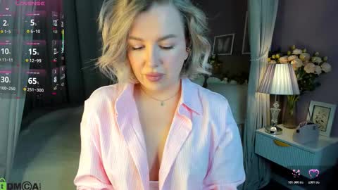 Nikki online show from 10.21.25