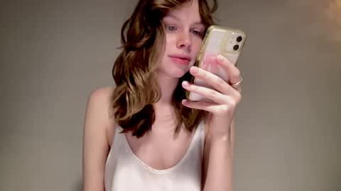 Nikki online show from 12.22.24