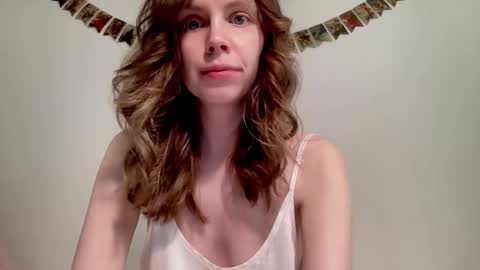 Nikki online show from 02.05.25