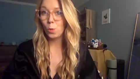 nikkib653466 online show from 07.10.26
