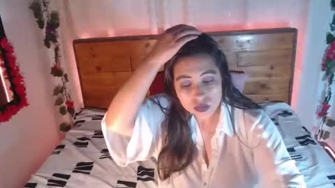 NikkieMilky online show from 03.25.26