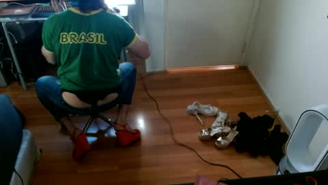 Snapshot of nikkigamer chatting on 07.07.26 nikkigamer online show from 07.07.26