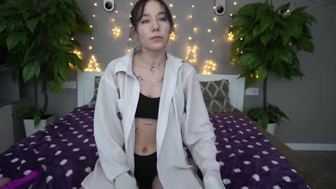 Nikki online show from 02.01.25