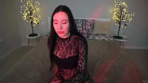 Nikki online show from 10.11.25