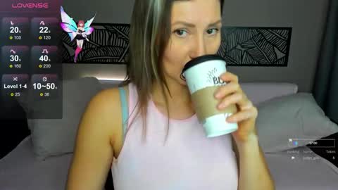 nikkikiss__ online show from 11.30.25