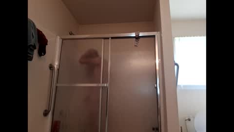 Snapshot of nikkisix9367 chatting on 02.20.25 Nick kief online show from 02.20.25