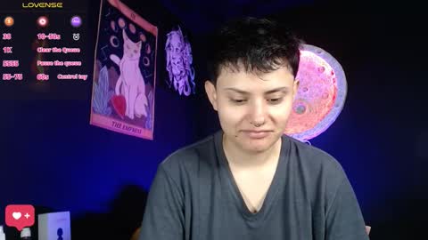 Nikky online show from 11.18.25