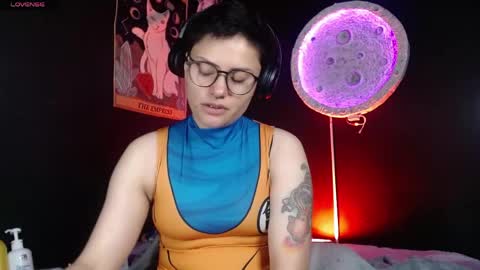 Nikky online show from 04.22.26