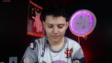 Nikky online show from 04.28.26