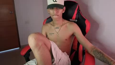 niklaus_wolf online show from 04.22.26